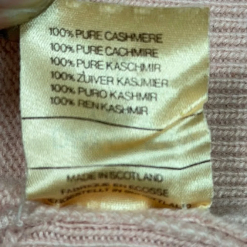 CHANEL Pink Sweater with Cream Trim Cashmere-Blend Cardigan